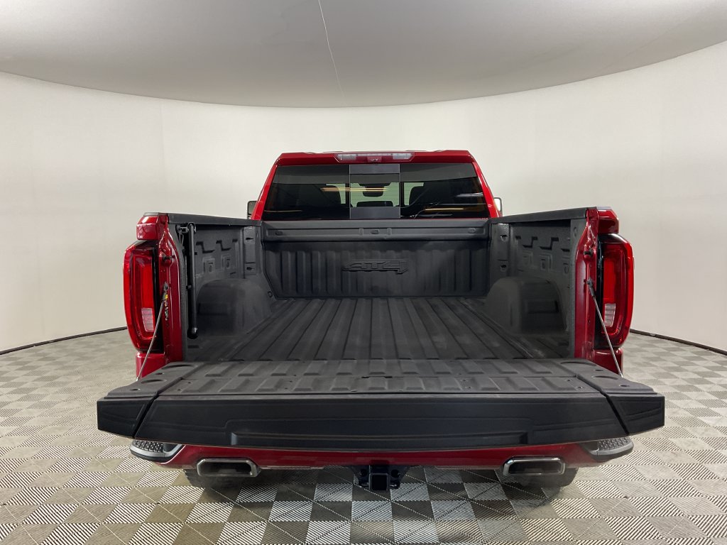 Used 2023 GMC Sierra 1500 AT4 w/ Technology Package AWD/4WD image 18