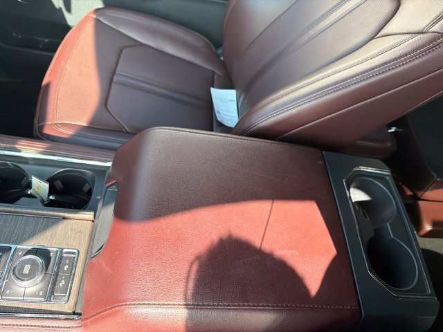 Used 2023 Ford Expedition Limited AWD/4WD image 25