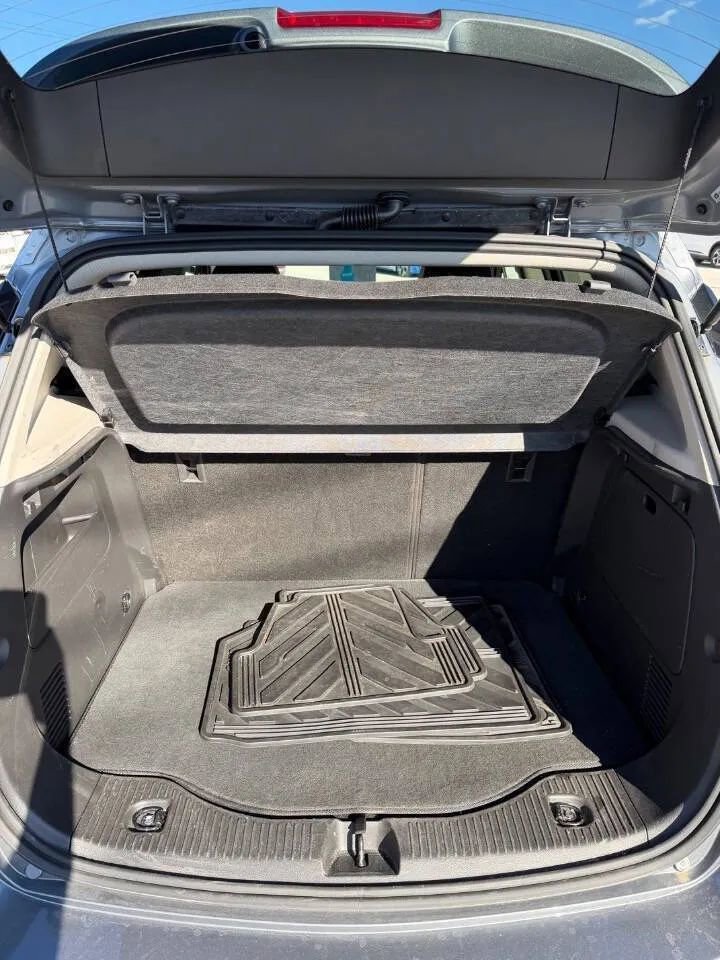 Used 2019 Buick Encore Sport Touring AWD/4WD image 19