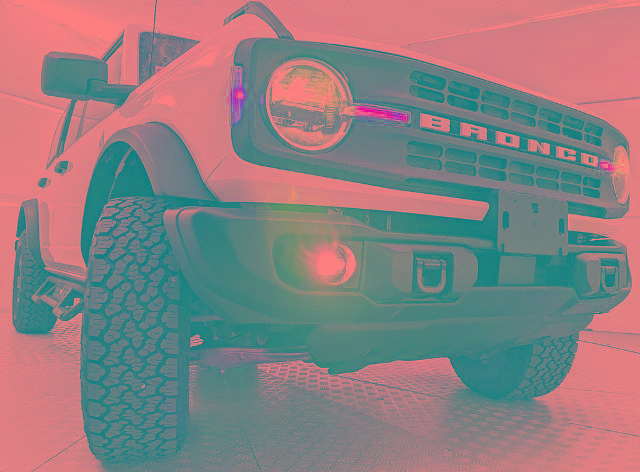 Certified 2024 Ford Bronco Black Diamond AWD/4WD image 25
