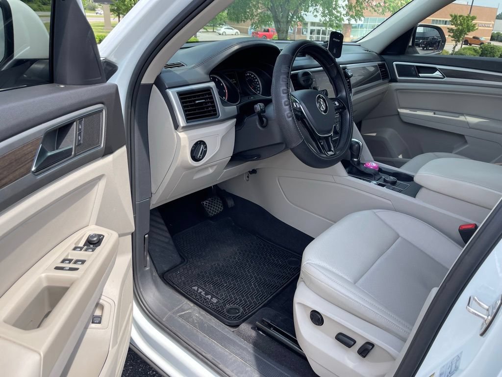 Used 2018 Volkswagen Atlas SE AWD/4WD image 5