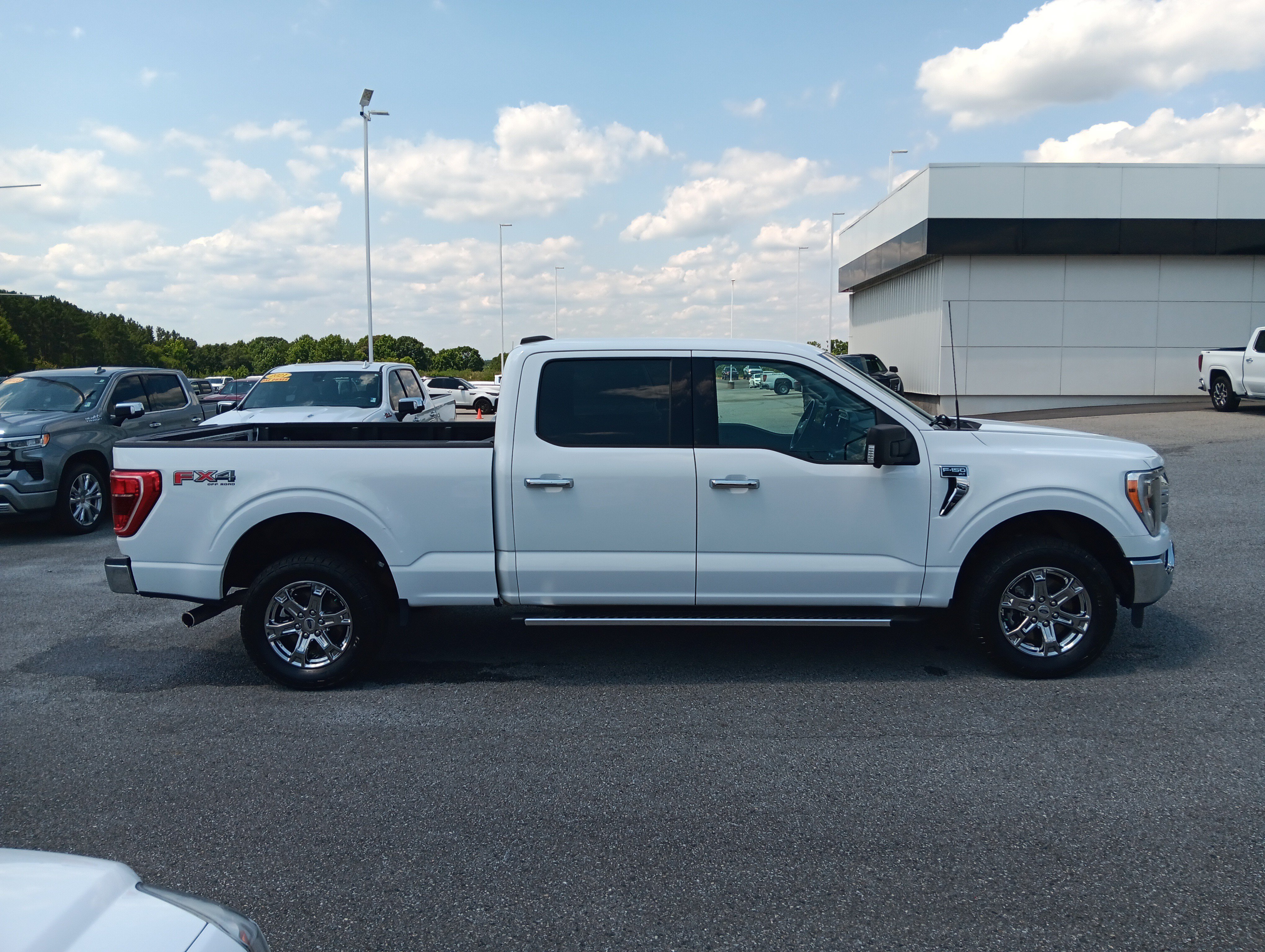 Used 2023 Ford F150 XLT w/ Equipment Group 302A High AWD/4WD image 5