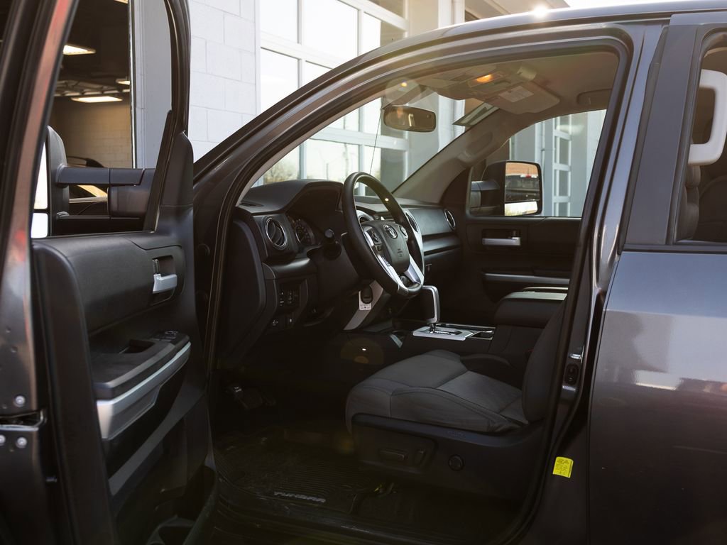 Used 2017 Toyota Tundra SR5 AWD/4WD image 29