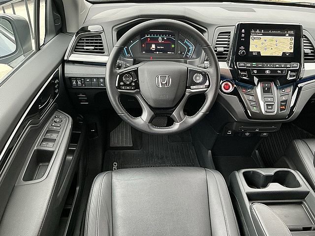 Used 2023 Honda Odyssey Touring image 5