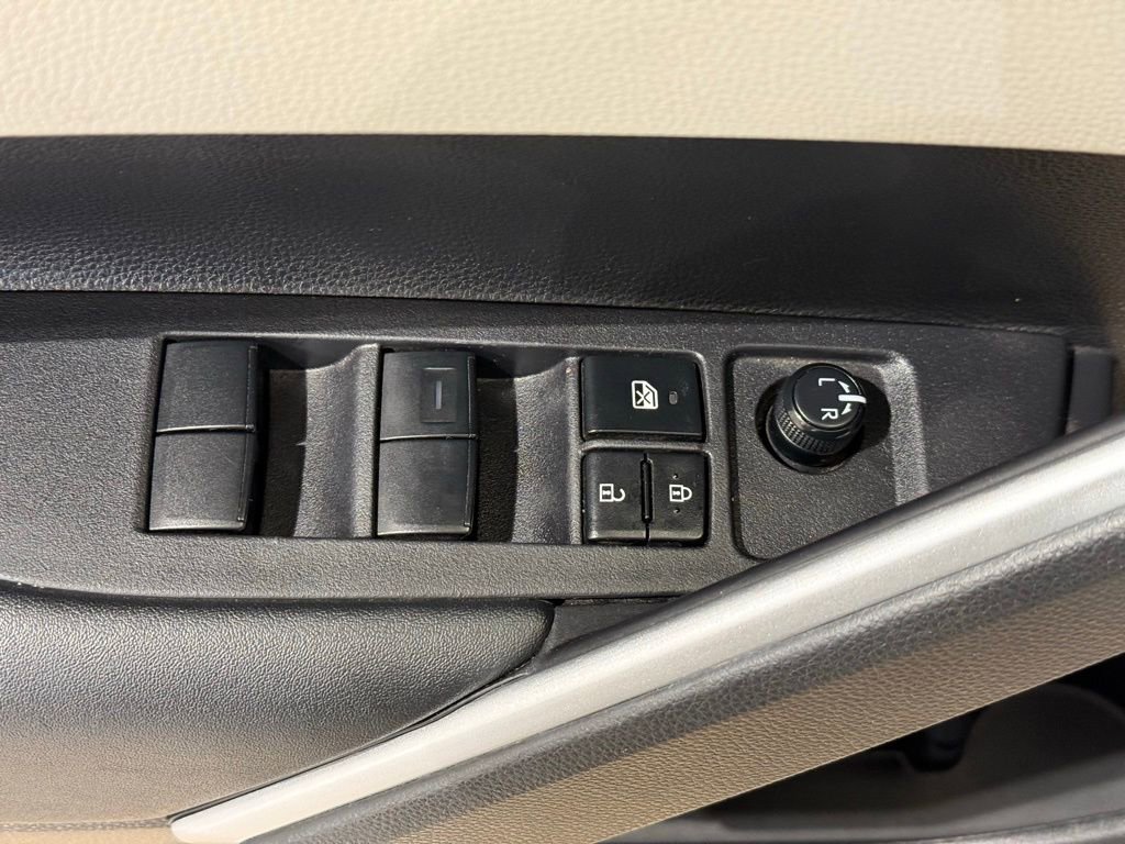 Certified 2023 Toyota Corolla Cross LE image 16