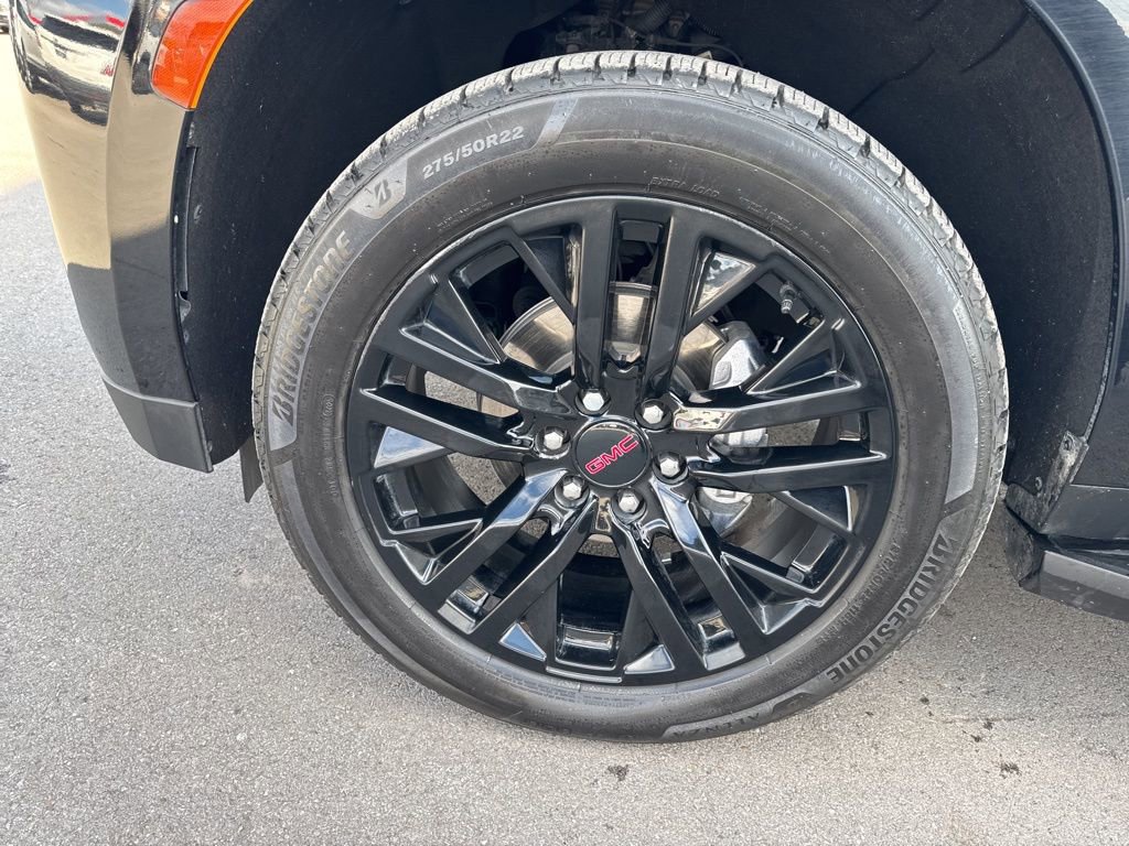 Used 2024 GMC Yukon XL Denali image 37