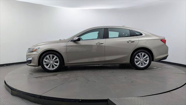 Used 2025 Chevrolet Malibu LT FWD image 3