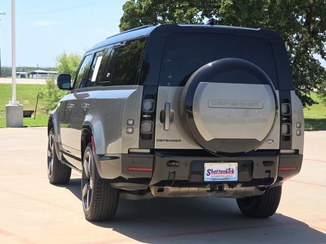 Used 2023 Land Rover Defender 130 X image 6