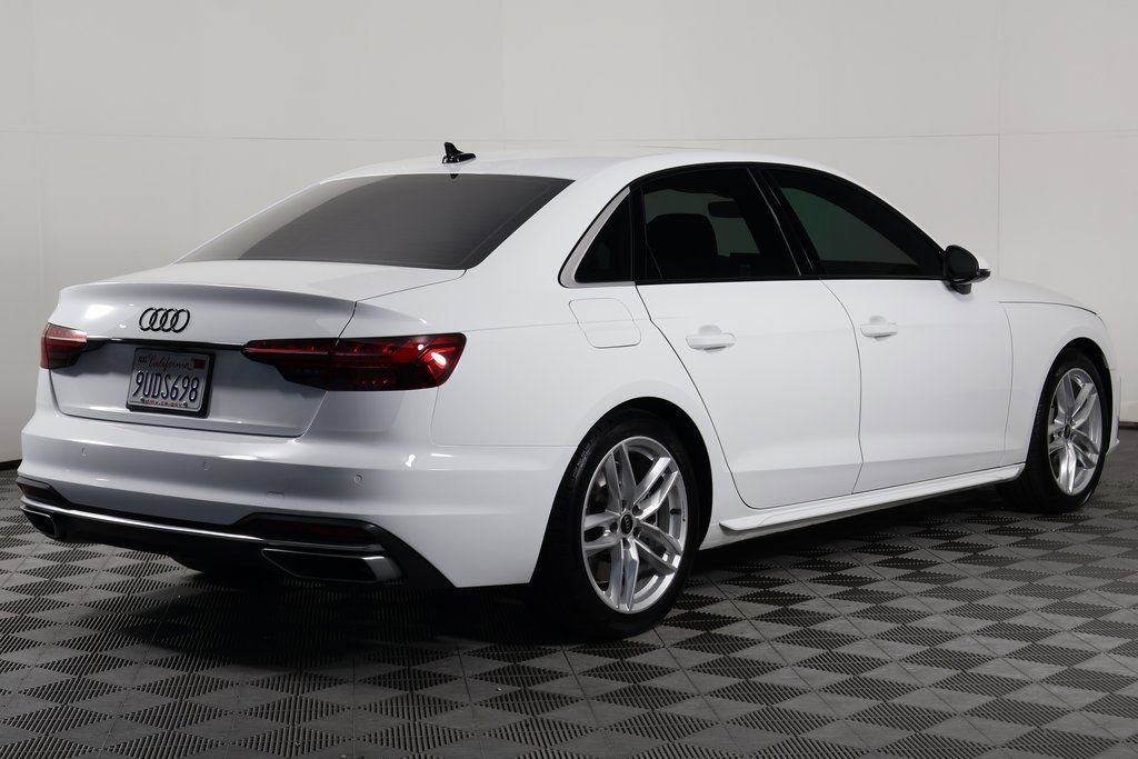 Used 2024 Audi A4 2.0T Premium w/ Convenience Package image 4