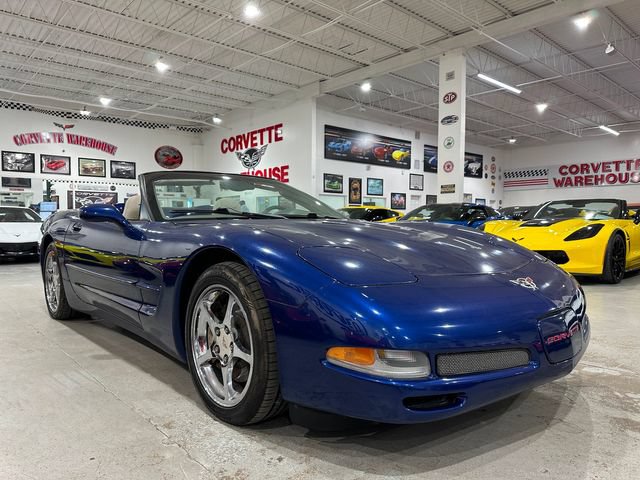 Used 2004 Chevrolet Corvette Convertible w/ Preferred Equipment Group RWD image 21