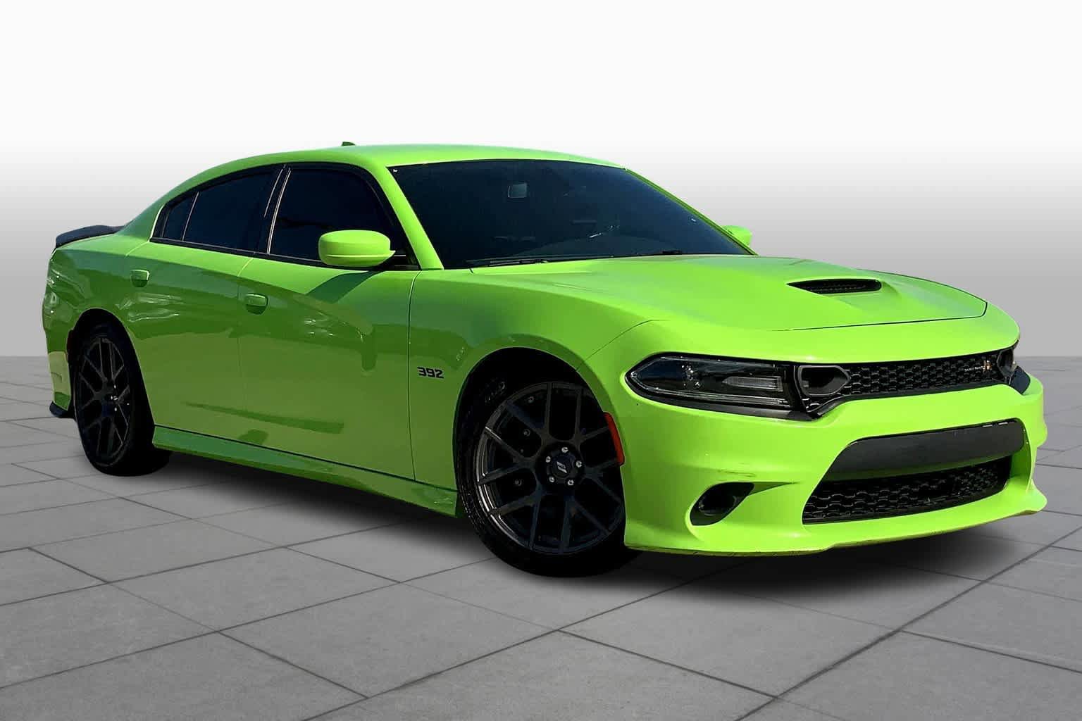 Used 2019 Dodge Charger Scat Pack RWD image 3