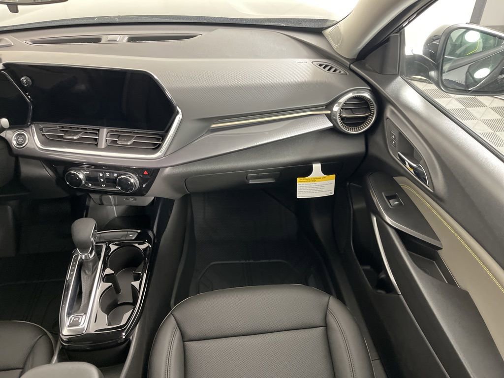 New 2026 Chevrolet Trax ACTIV w/ Driver Confidence Package FWD image 13