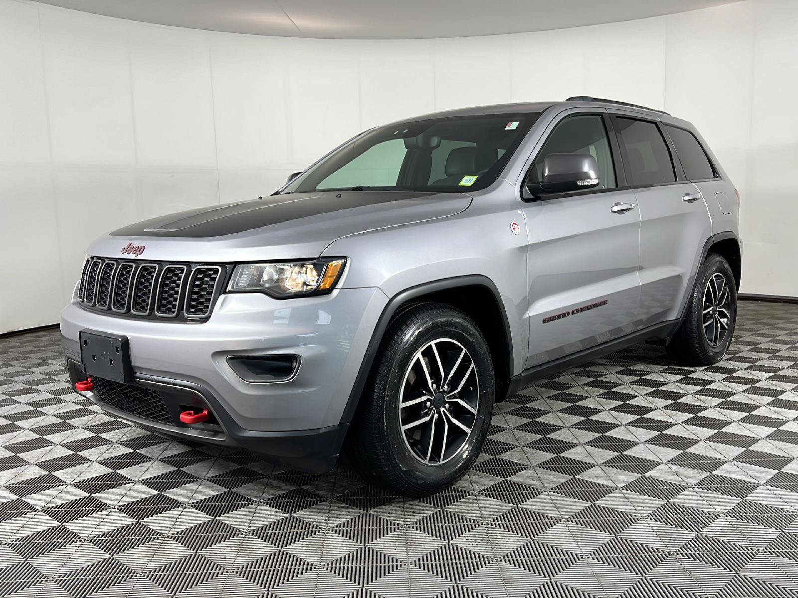 Used 2020 Jeep Grand Cherokee Trailhawk AWD/4WD image 6