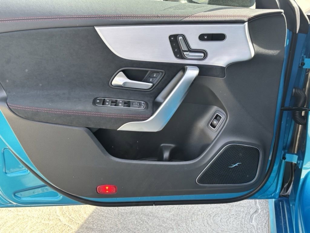 New 2025 Mercedes-Benz CLA 35 AMG 4MATIC image 16