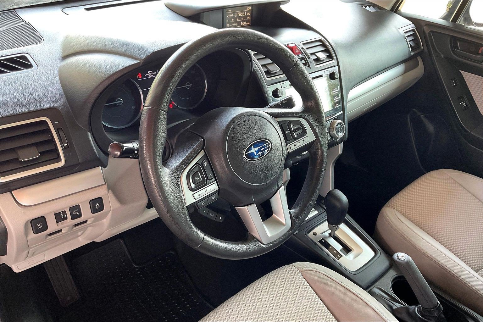 Used 2017 Subaru Forester 2.5i Premium AWD/4WD image 15