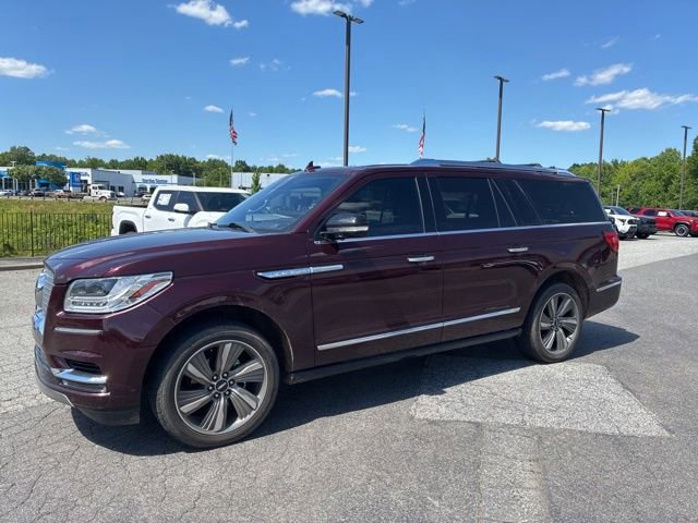 Used 2018 Lincoln Navigator L Reserve w/ Technology Package AWD/4WD image 4