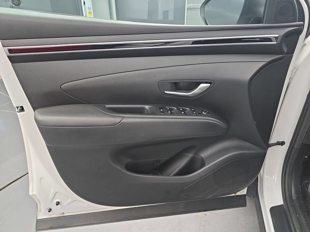 Used 2024 Hyundai Tucson SE AWD/4WD image 24
