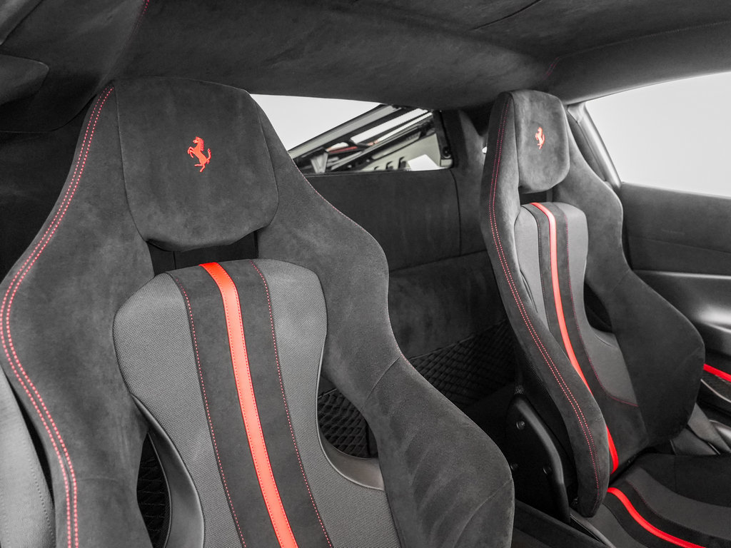 Used 2019 Ferrari 488 Pista Coupe RWD image 30