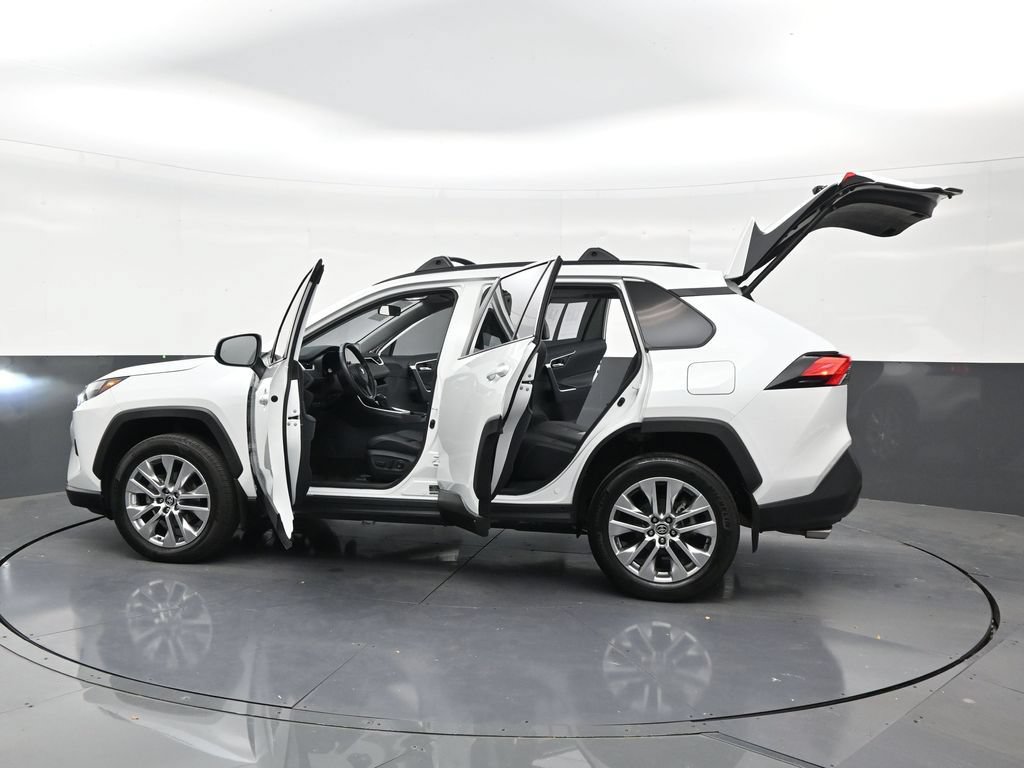 Used 2024 Toyota RAV4 XLE Premium w/ Weather Package FWD image 31