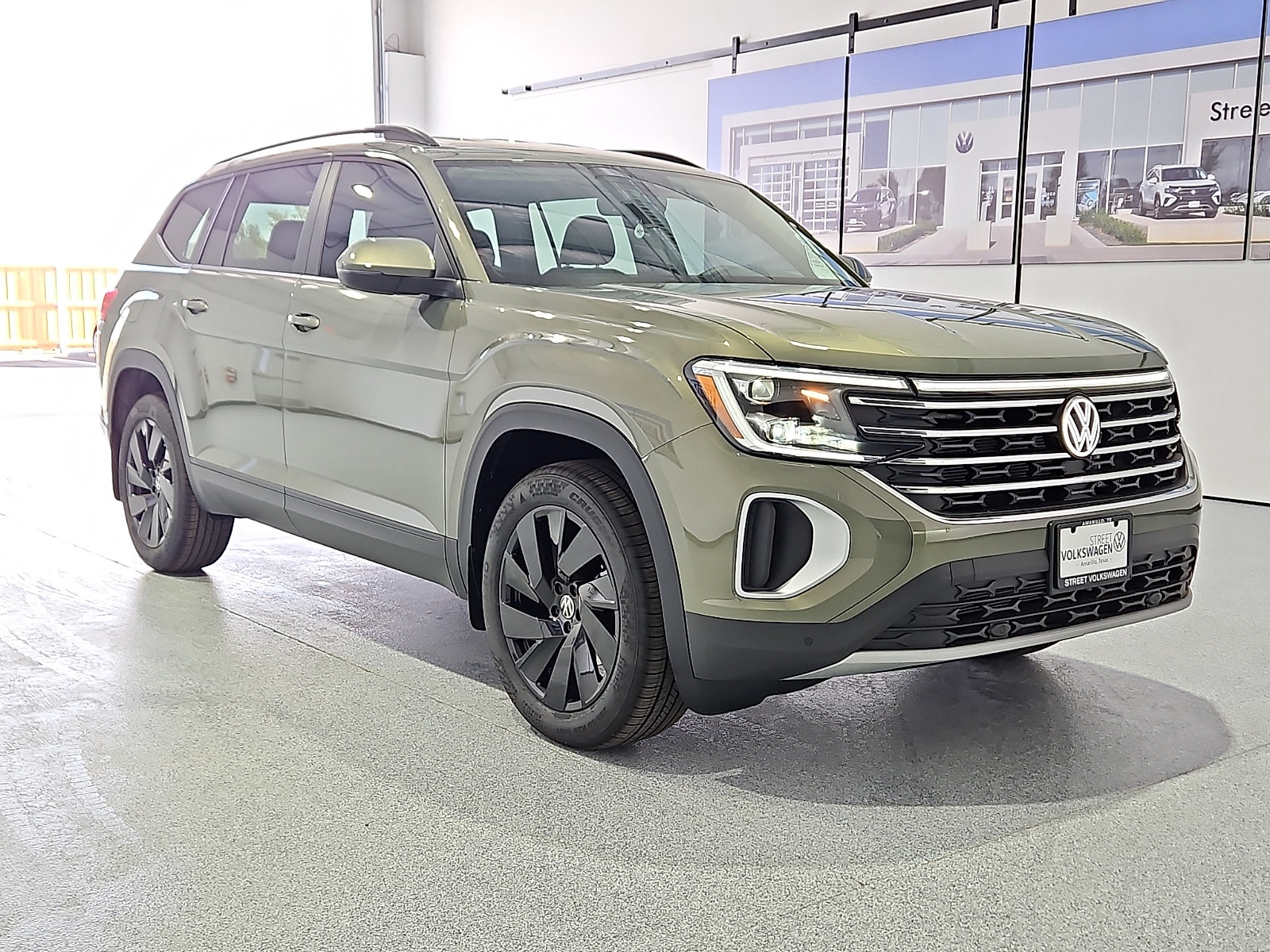 New 2026 Volkswagen Atlas SE FWD image 5