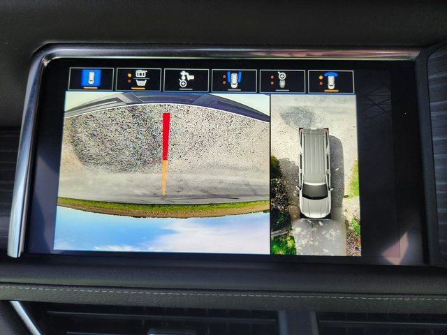 Used 2022 GMC Yukon XL Denali image 11