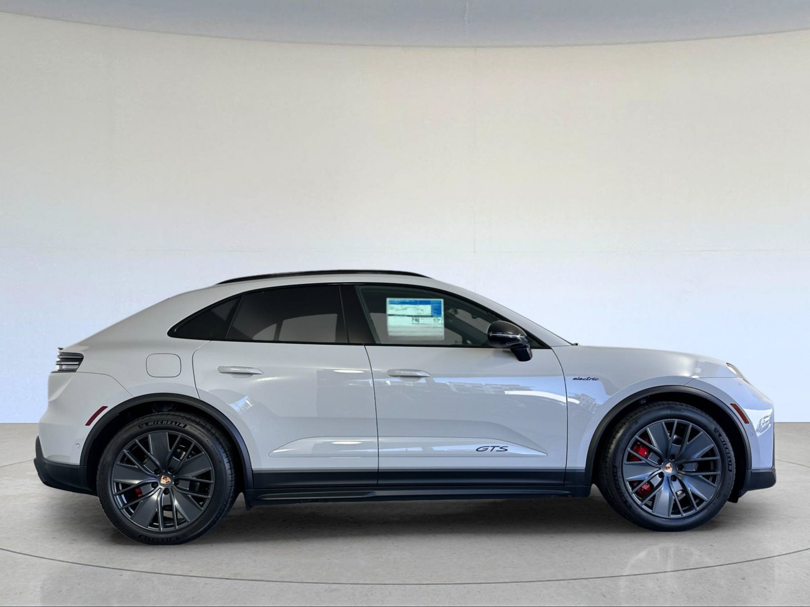 New 2026 Porsche Macan GTS Electric AWD/4WD image 9