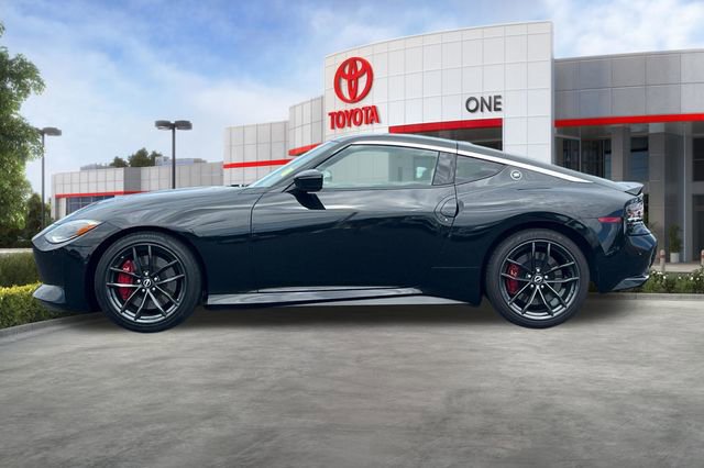Used 2024 Nissan Z Performance w/ Floor Mat Package RWD image 8