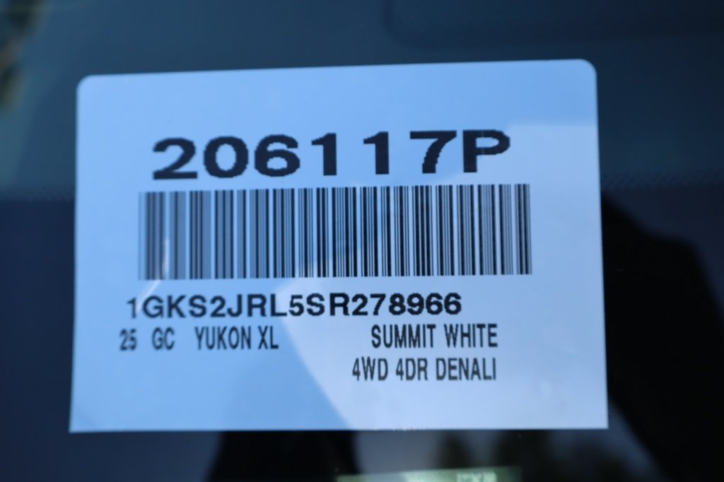 Used 2025 GMC Yukon XL Denali AWD/4WD image 39