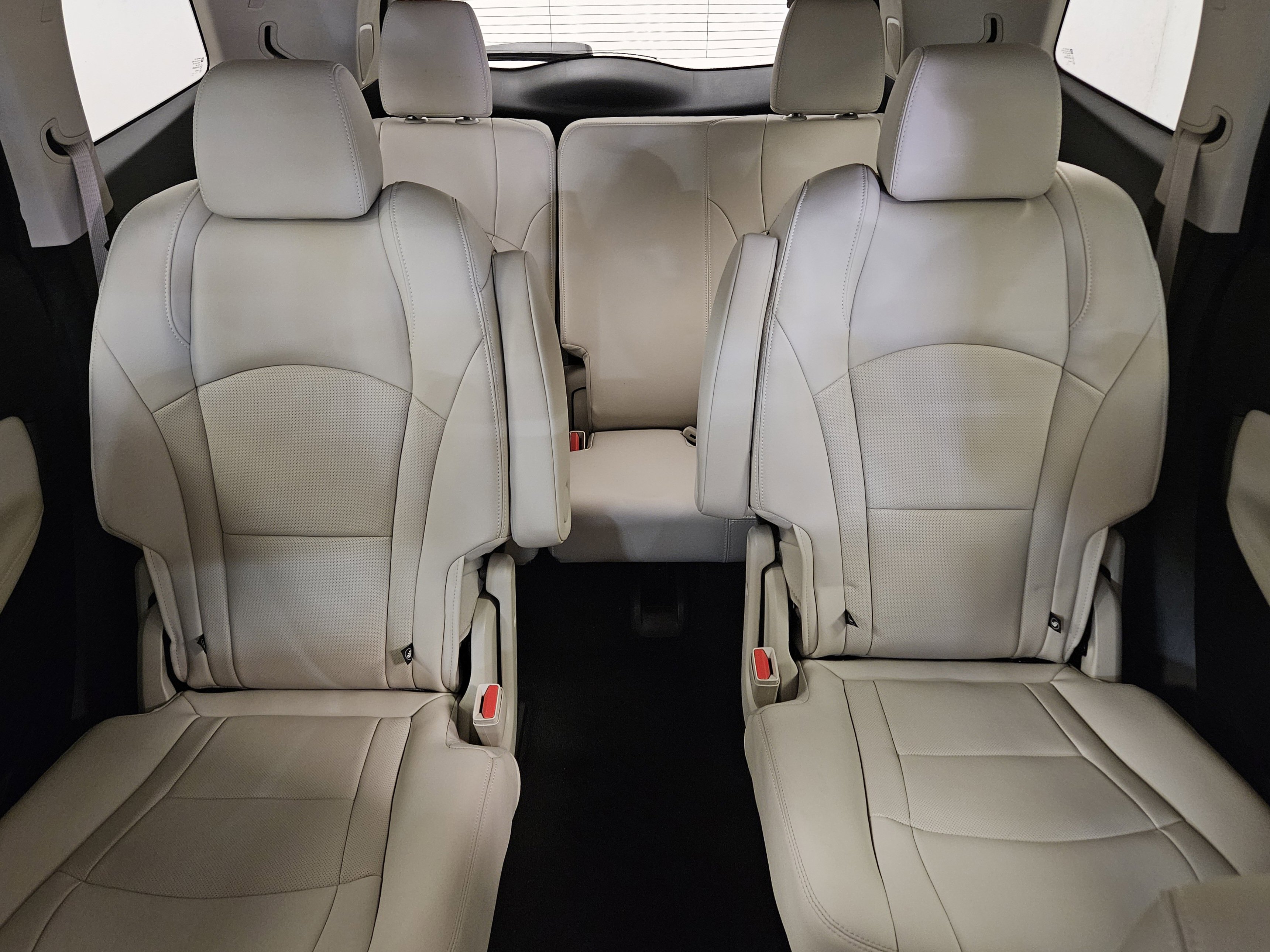 Used 2022 Buick Enclave Premium w/ Experience Buick Package image 42