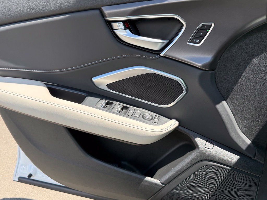 New 2026 Acura RDX SH-AWD image 27