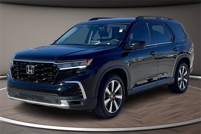 Used 2023 Honda Pilot Elite image 1