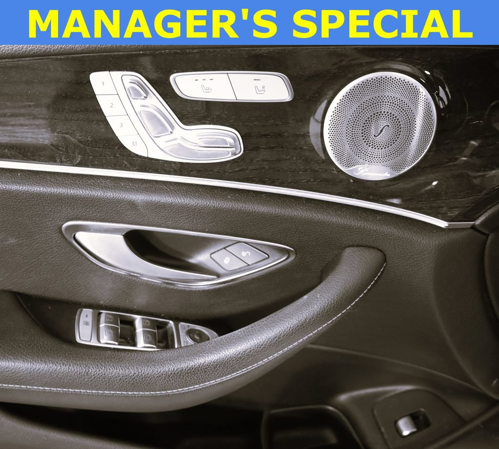 Certified 2019 Mercedes-Benz E 300 4MATIC image 9