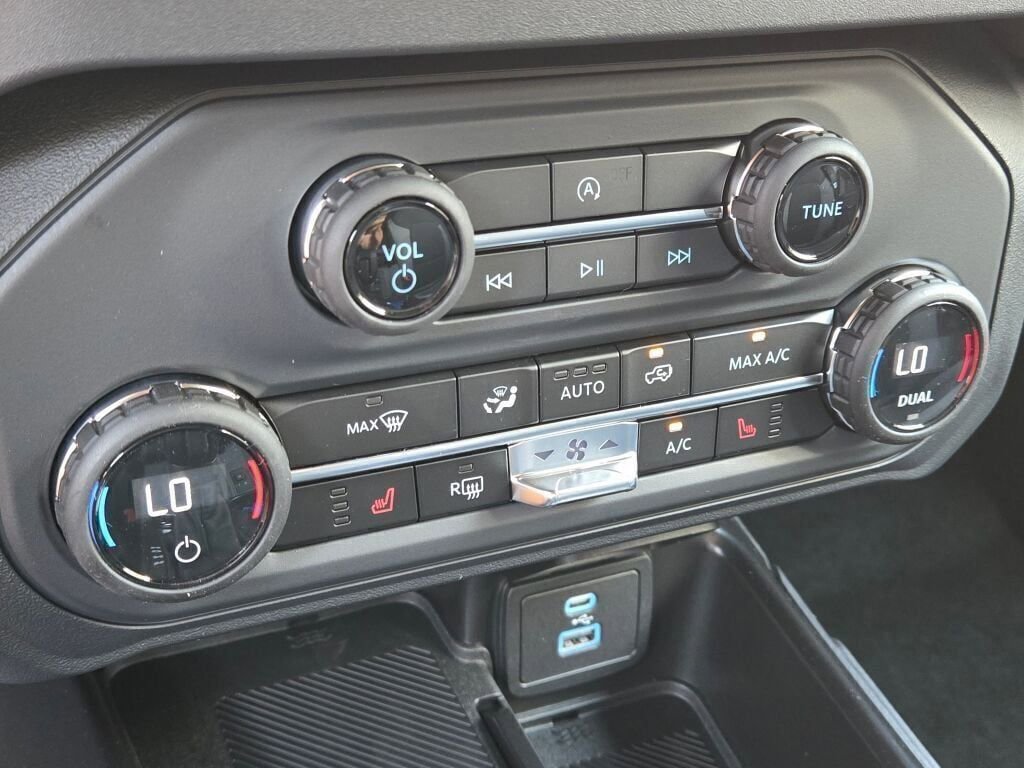 New 2025 Ford Bronco Big Bend image 27