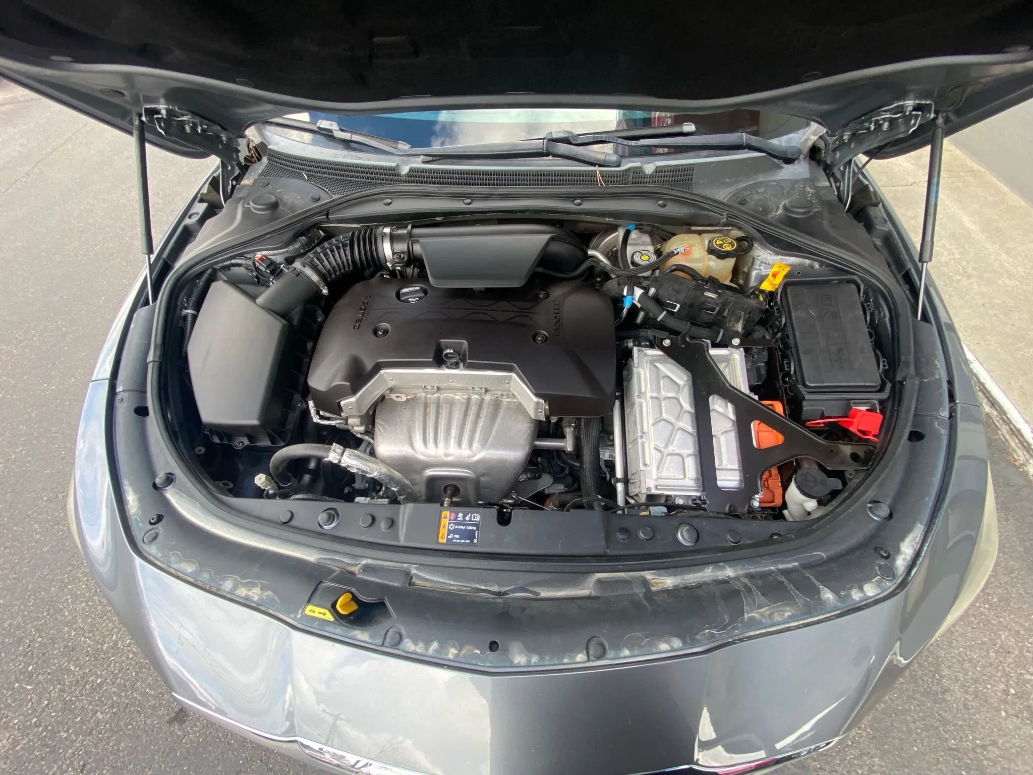 Used 2018 Buick LaCrosse Essence image 28