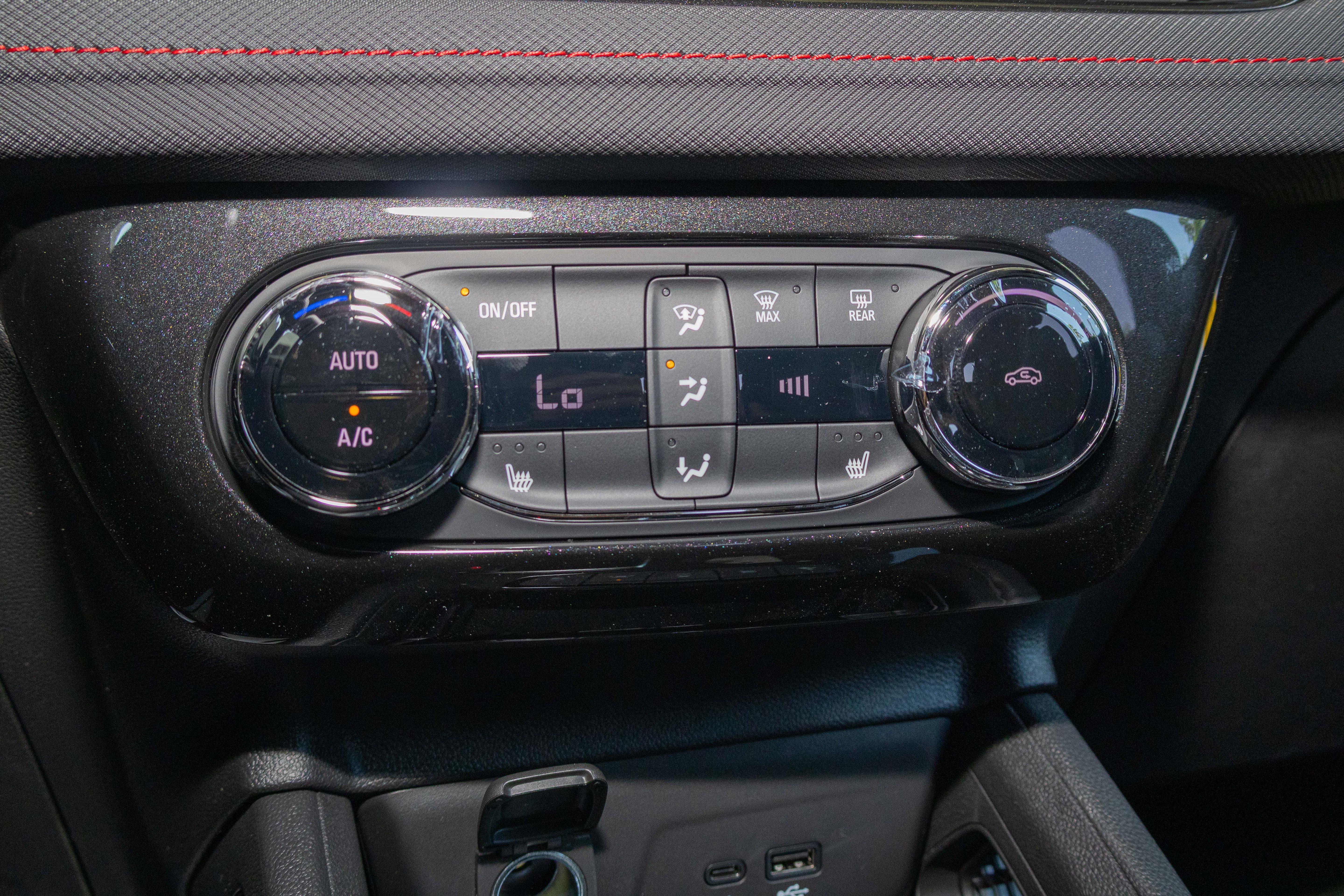 New 2026 Chevrolet TrailBlazer RS w/ Convenience Package FWD image 17
