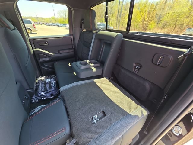 New 2026 Nissan Frontier PRO-4X w/ Pro-4x Convenience Package AWD/4WD image 22