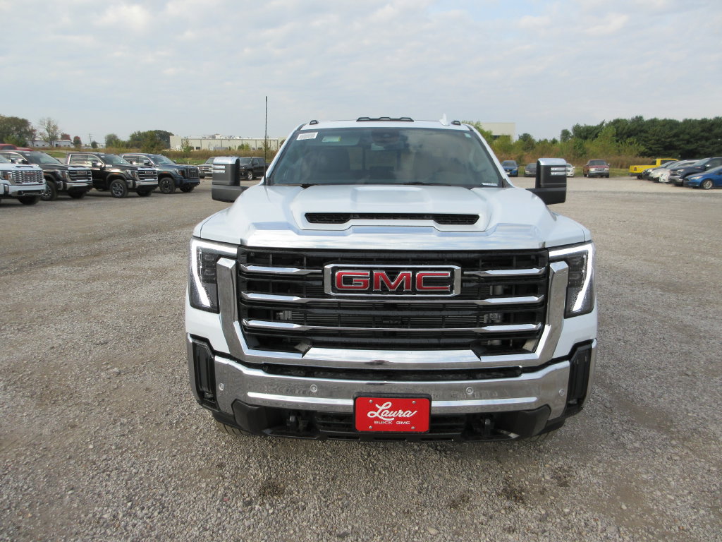 New 2026 GMC Sierra 3500 SLT w/ SLT Premium Package AWD/4WD image 12