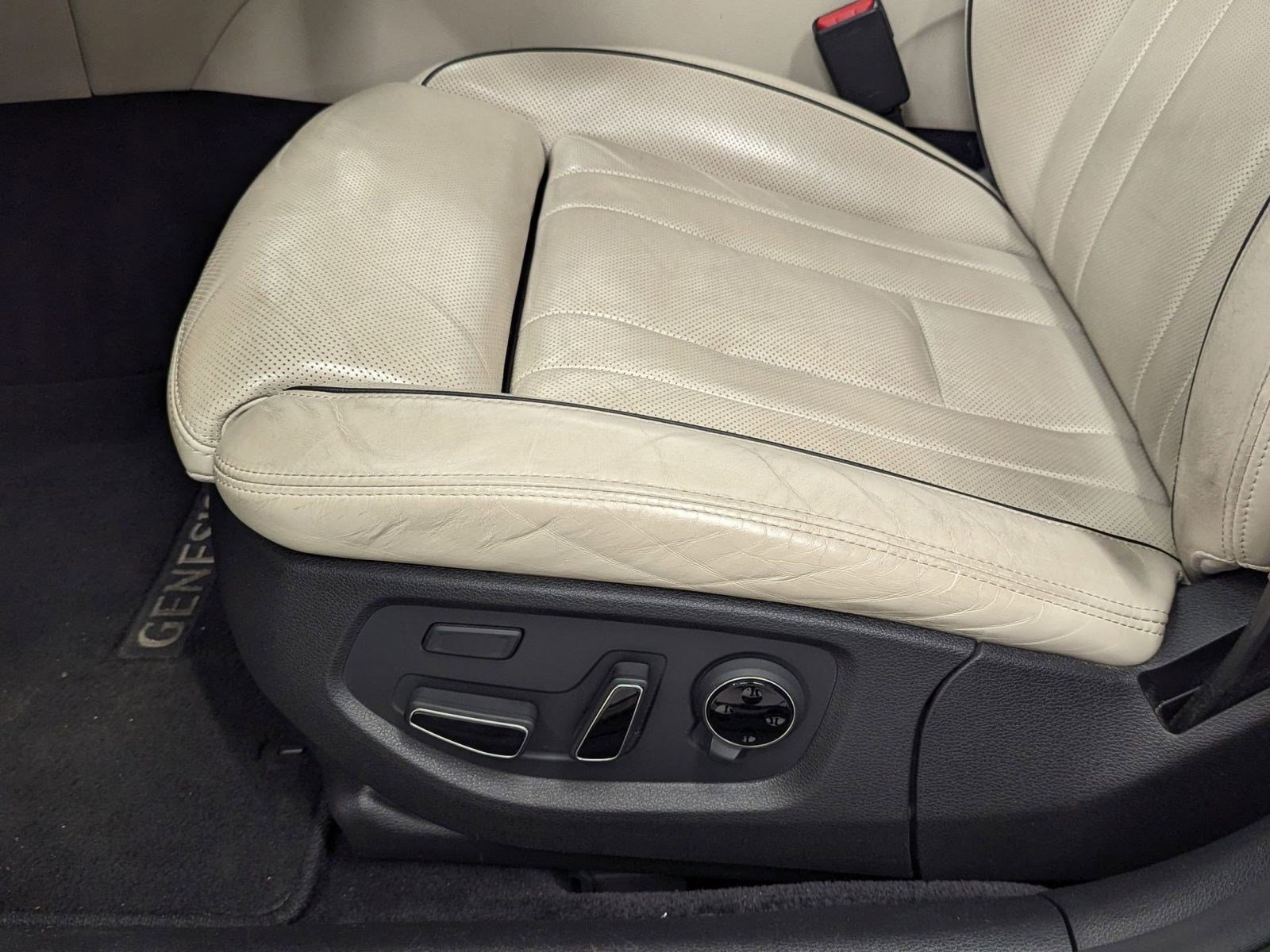 Used 2018 Genesis G80 5.0 Ultimate image 11