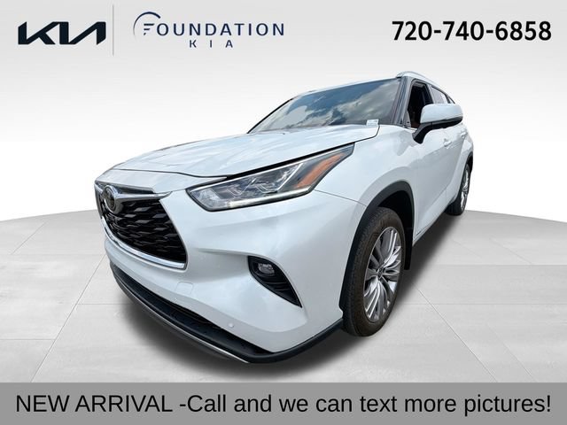 Used 2025 Toyota Highlander Platinum