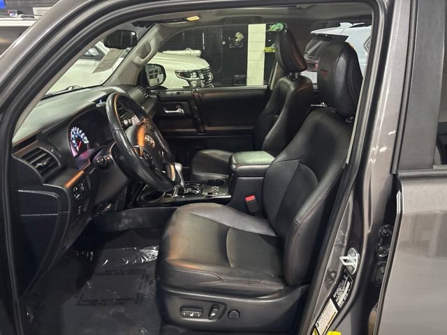 Used 2019 Toyota 4Runner TRD Off-Road Premium AWD/4WD image 14