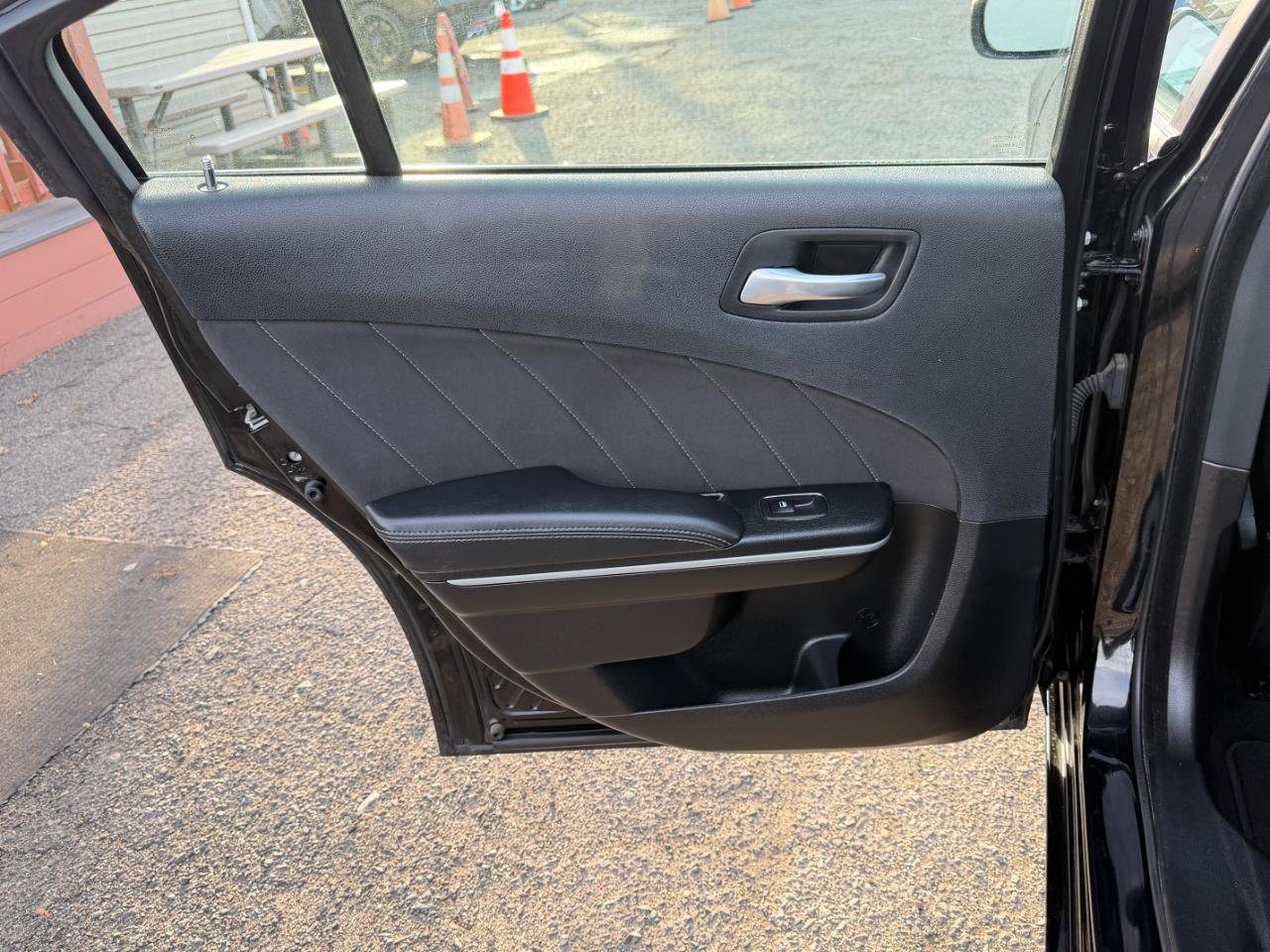 Used 2023 Dodge Charger SXT image 28