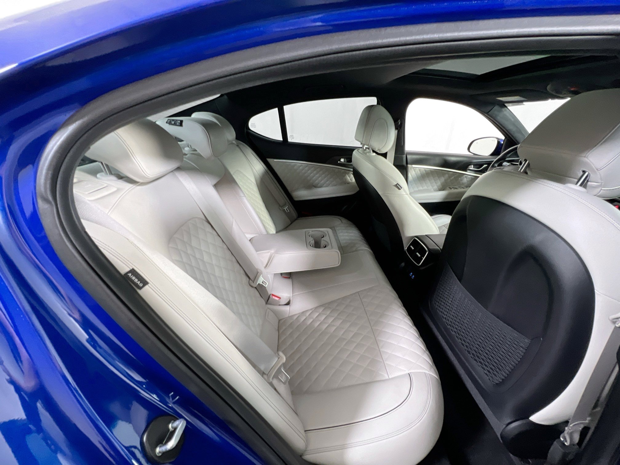 Used 2024 Genesis G70 3.3T Advanced w/ Sport Prestige Package image 28