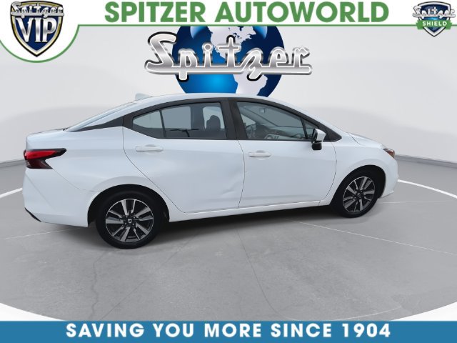 Used 2022 Nissan Versa SV FWD image 16