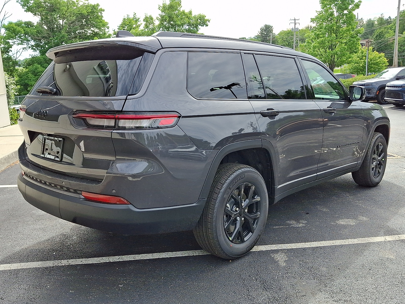 New 2026 Jeep Grand Cherokee L 4WD image 3