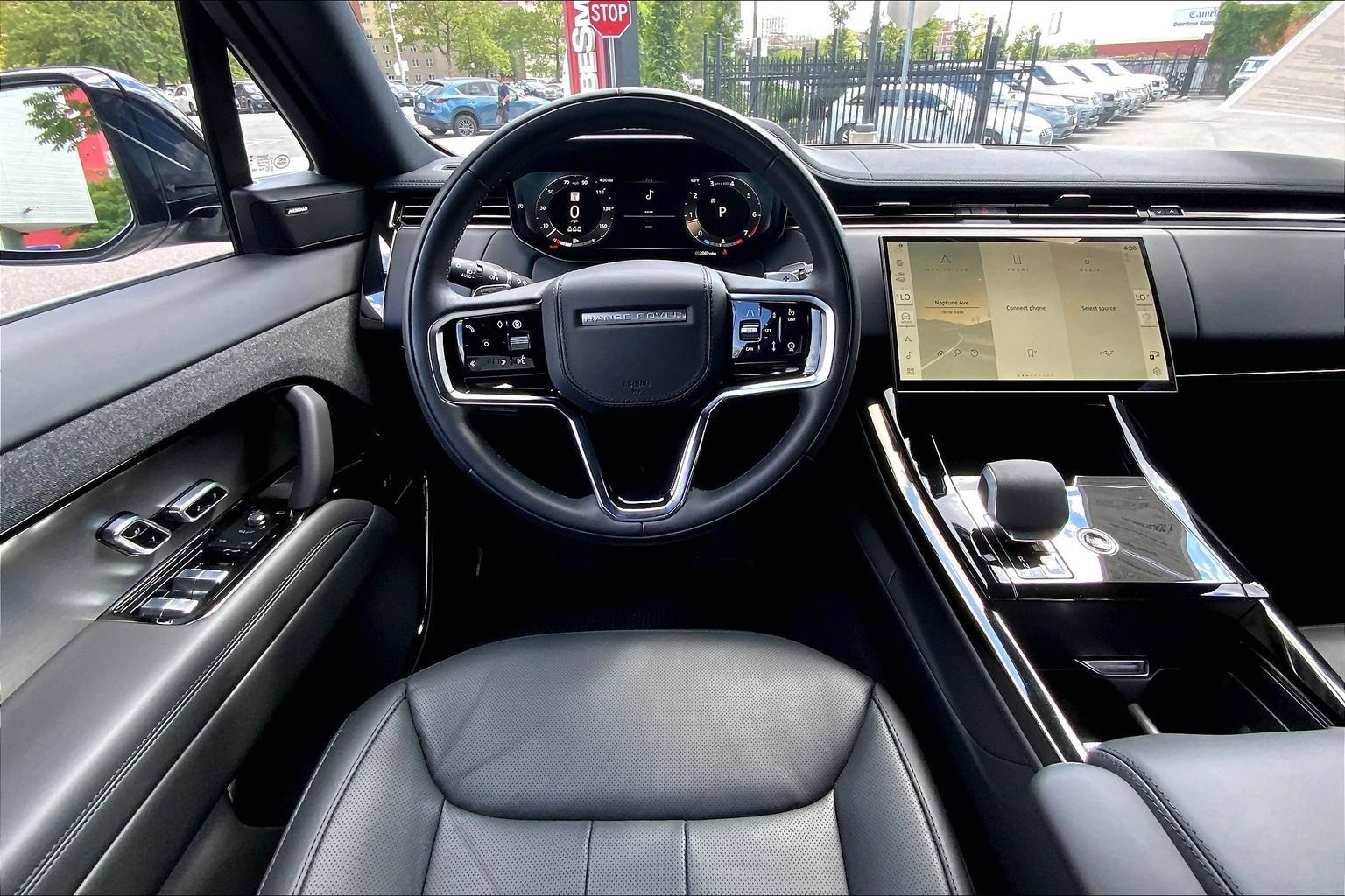 Certified 2026 Land Rover Range Rover Sport SE AWD/4WD image 5
