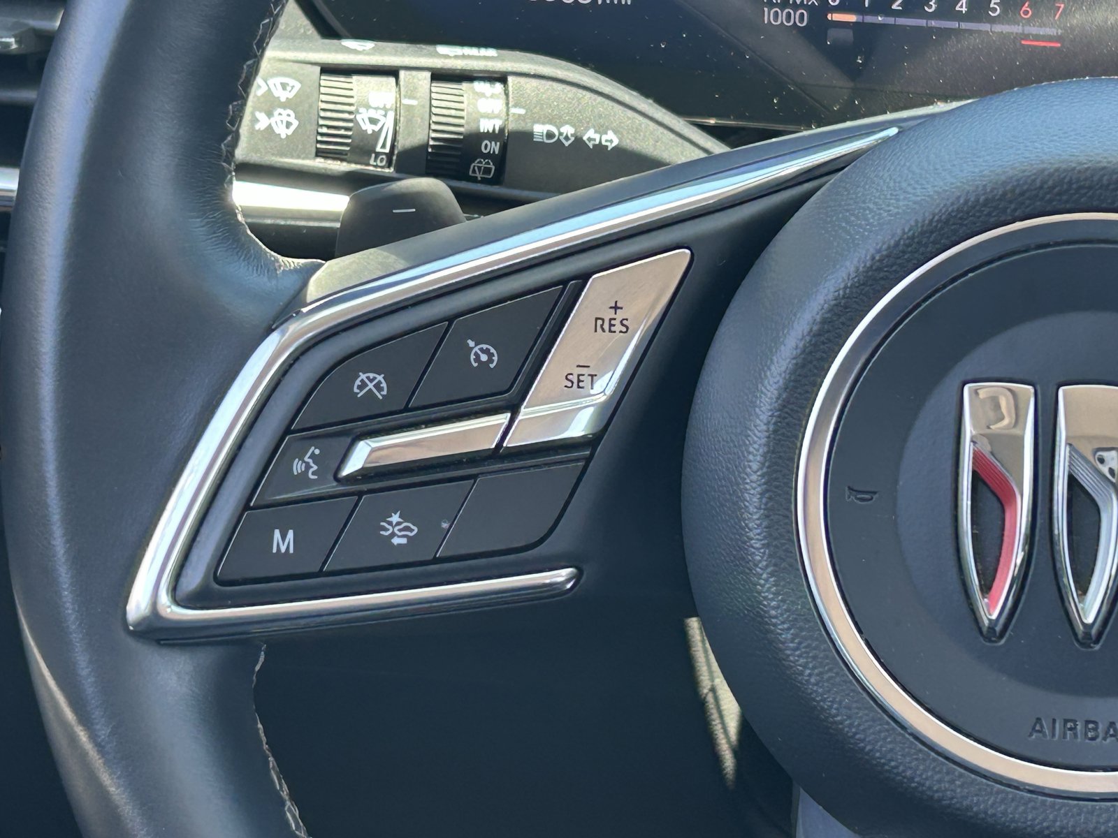 Certified 2024 Buick Envision Preferred AWD/4WD image 24