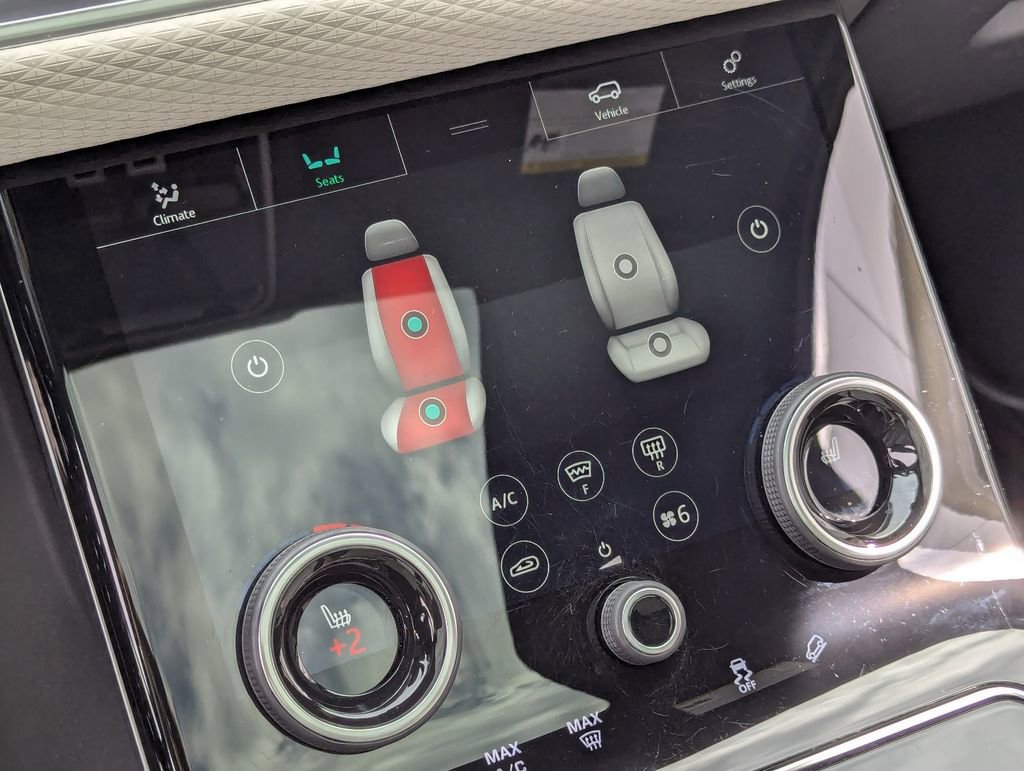 Used 2020 Land Rover Range Rover Velar R-Dynamic S image 22