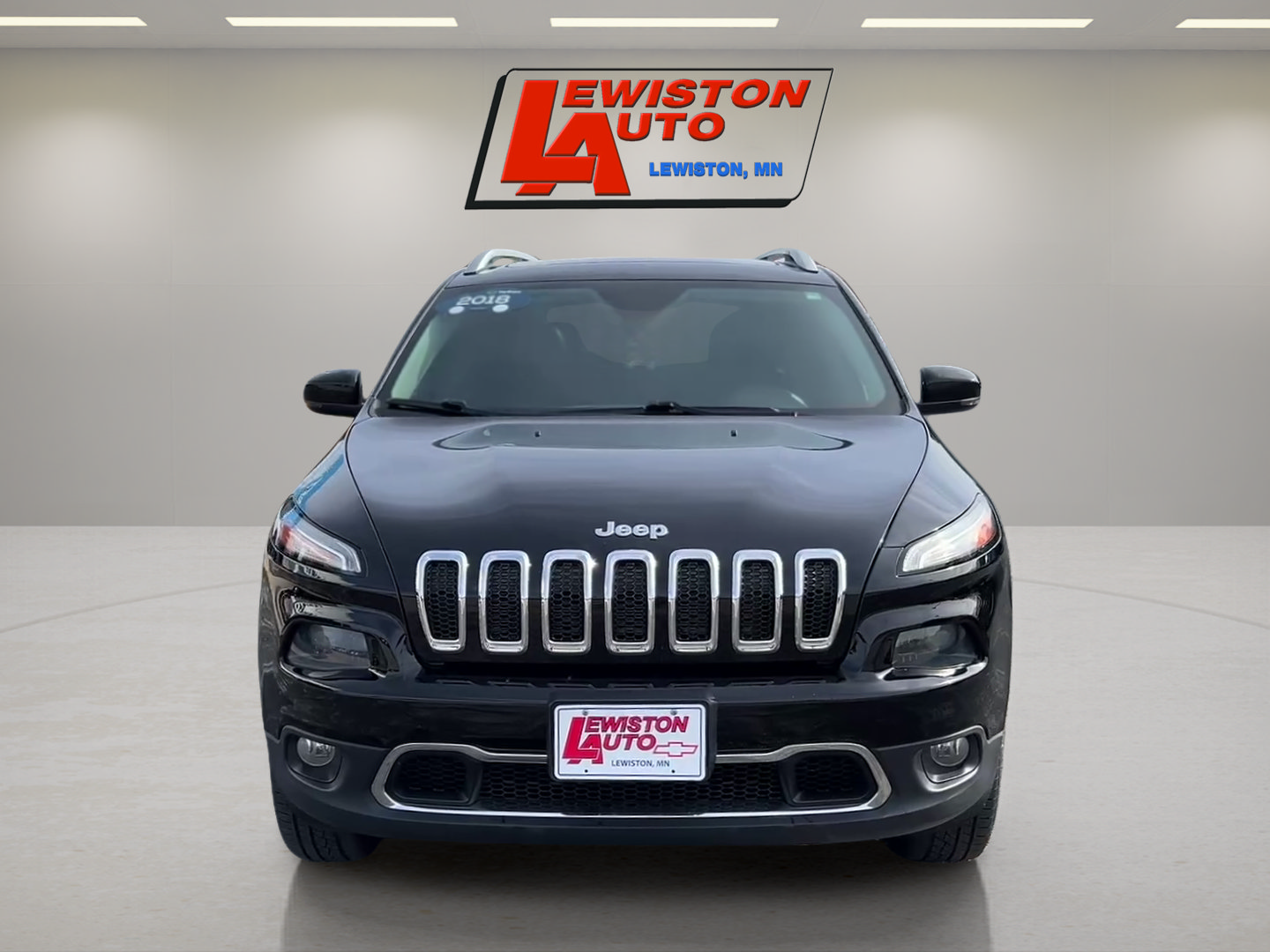 Used 2018 Jeep Cherokee Limited AWD/4WD image 8