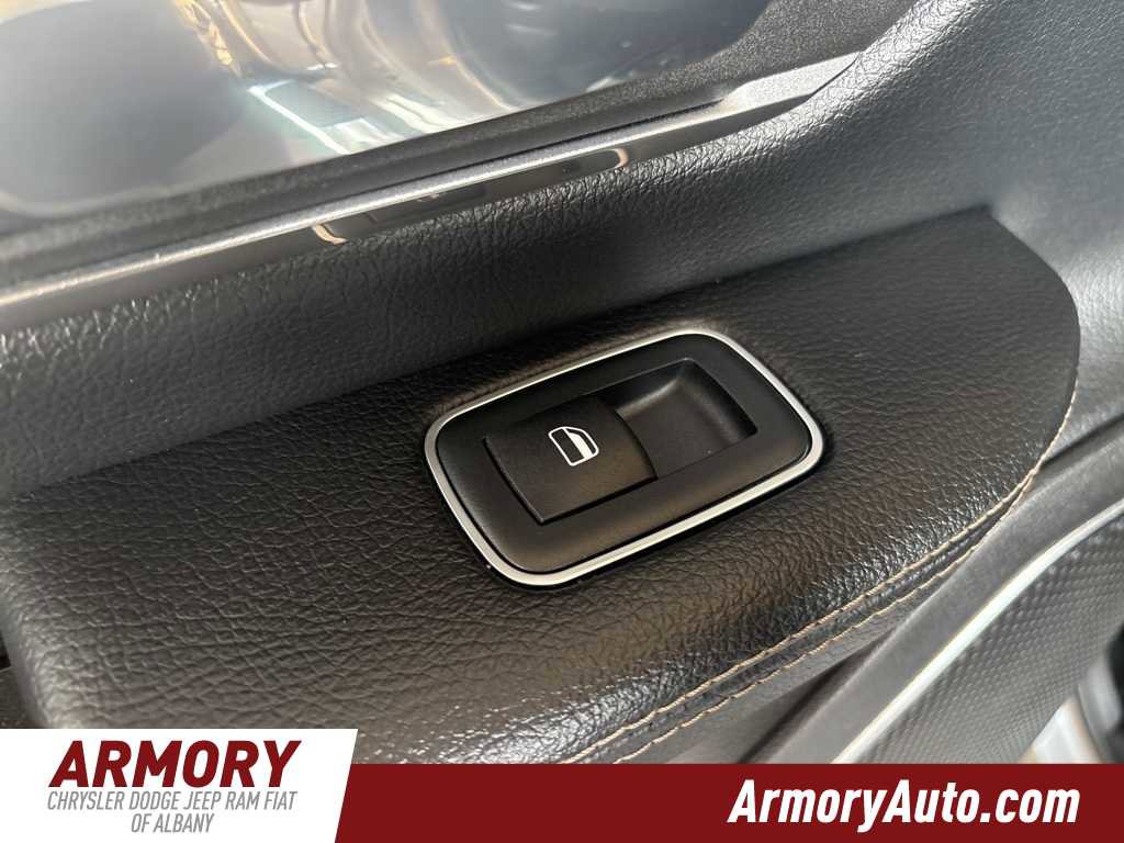 Used 2019 RAM 1500 Laramie image 26