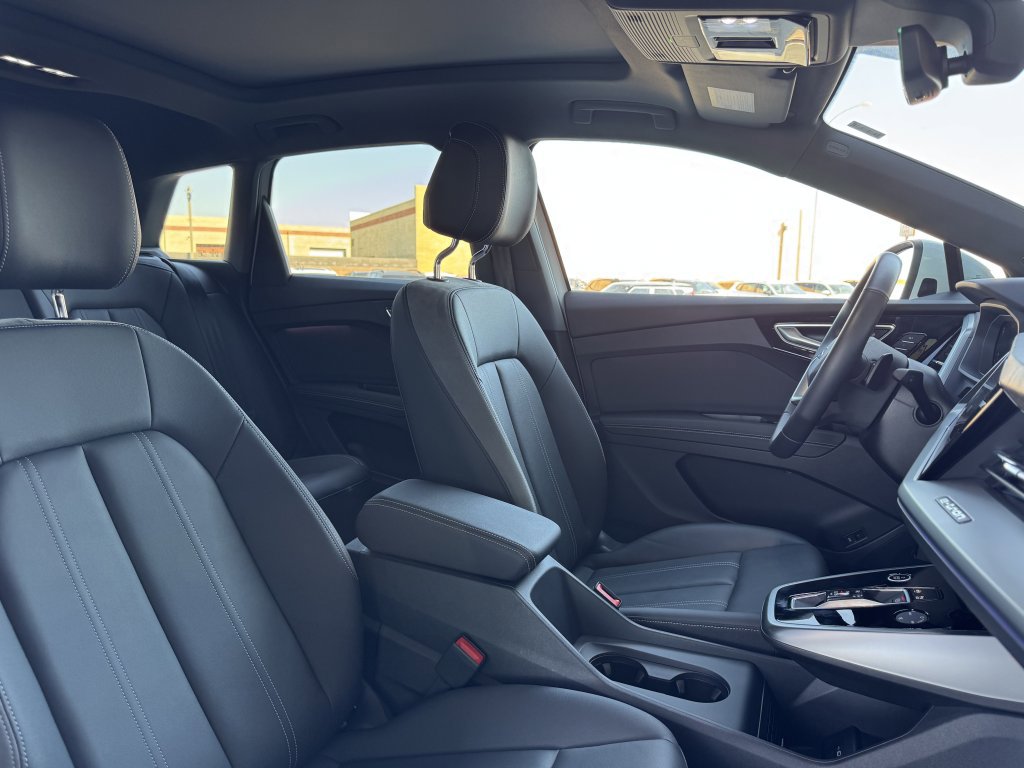 Used 2023 Audi Q4 e-tron Prestige w/ Black Optic Package image 45